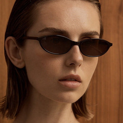Kleine ovale Sonnenbrille
