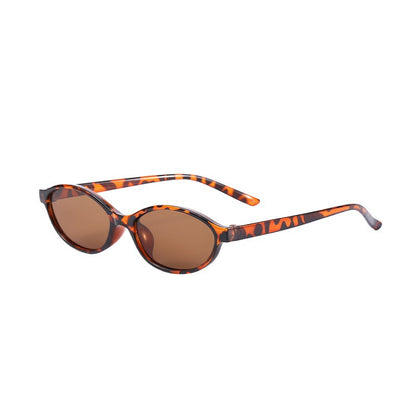 Kleine ovale Sonnenbrille